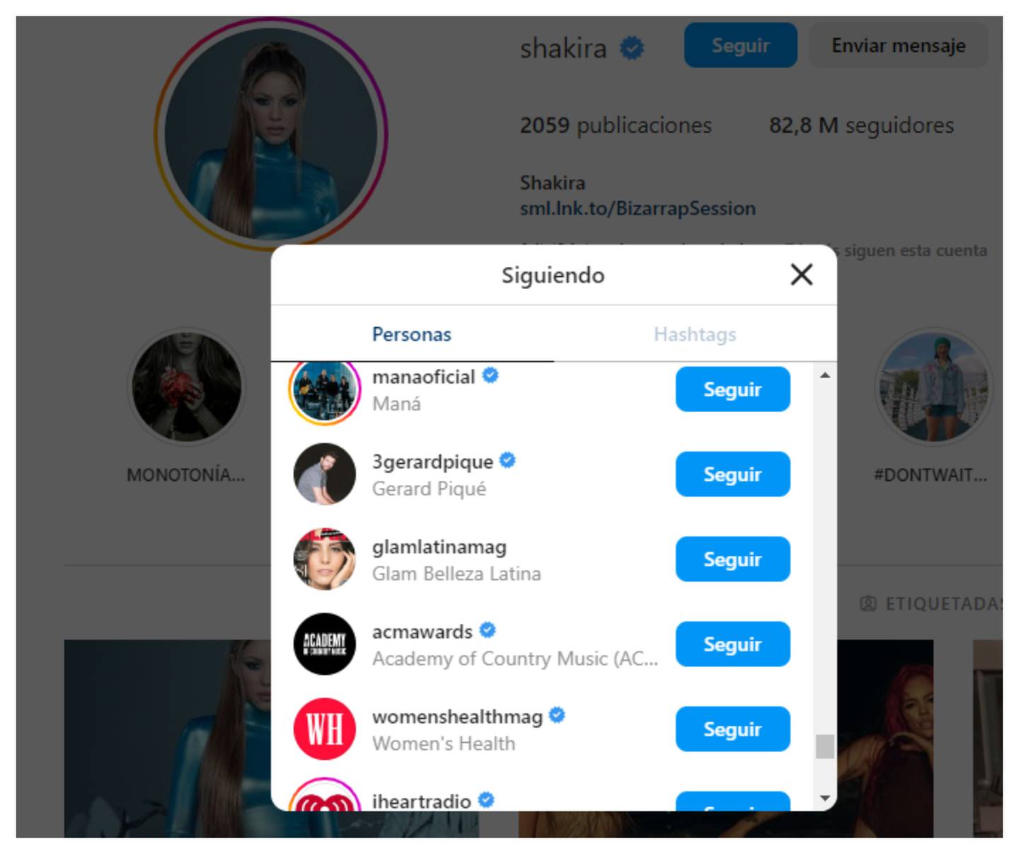 Shakira aún sigue a Piqué en Instagram