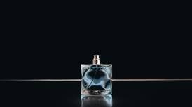 ¡Impactantes y de aroma duraderos! Perfumes masculinos de Zara que huelen a marcas originales