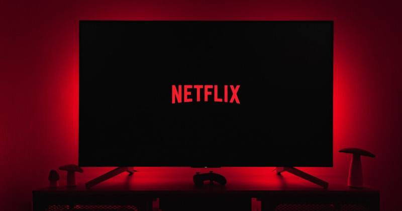 Netflix finalizó el 2022 con estrenos y así comienza el Año Nuevo y con la inclusión de parejas diversas