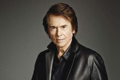 Raphael sufre accidente cerebrovascular y es hospitalizado de emergencia