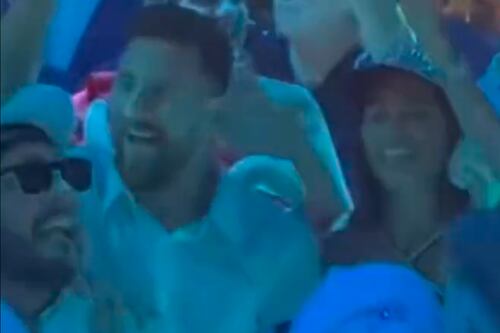 Video: Messi es captado bailando y cantando en los 15 años de su sobrina