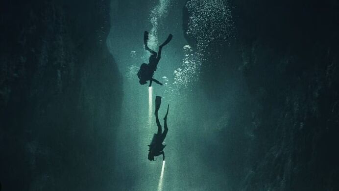 La casa bajo el agua, la película de terror que es furor en Netflix