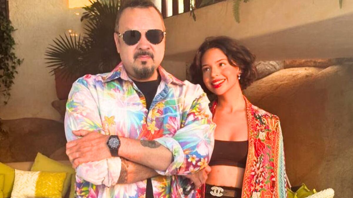 Un video delataría desde cuando inició el romance entre Ángela Aguilar y Christian Nodal.