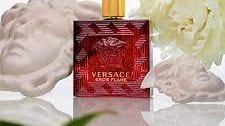 Versace Eros Flame: perfumes amaderados para hombre