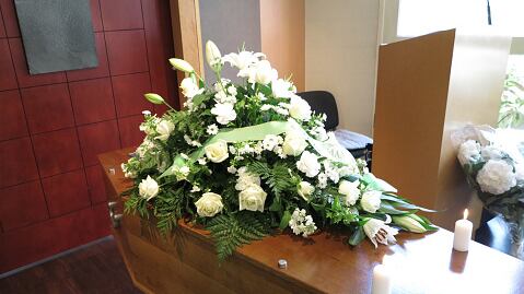 Funeraria ofrece feretro de Barbie y se vuelve tendencia en redes