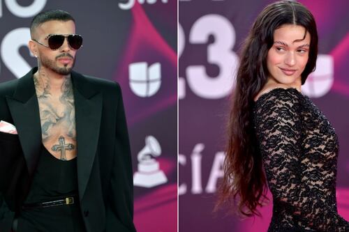 Rauw Alejandro llega a los Grammy tomado de la mano de una mujer y se encuentra con Rosalía