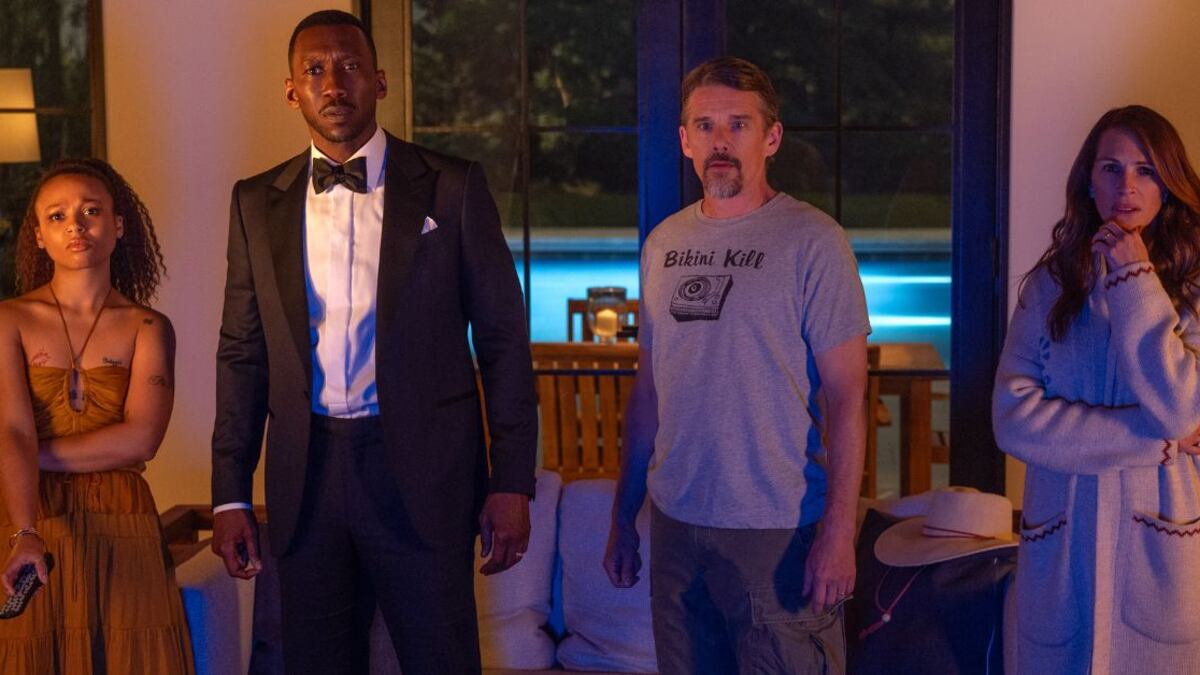 Escenas de la película 'Dejar el mundo atrás'