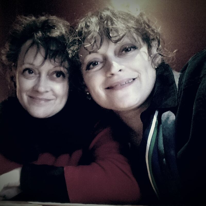 Las gemelas Burns, actrices de 'El resplandor', en la actualidad