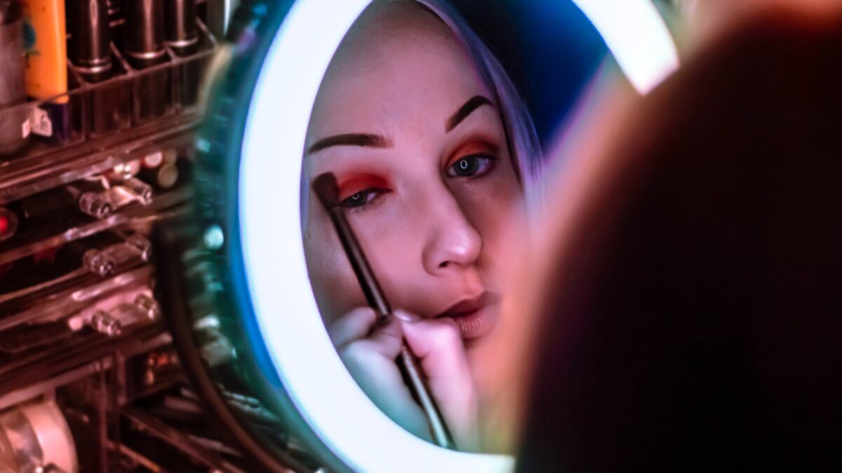 Esta técnica de maquillaje ayudará a realzar tu mirada.