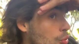 Se fue de su cita "desastre" sin adiós