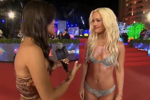 “Nada más sustentable que no comprar nada”: Vesta Lugg impacta en Gala de Viña con ropa interior