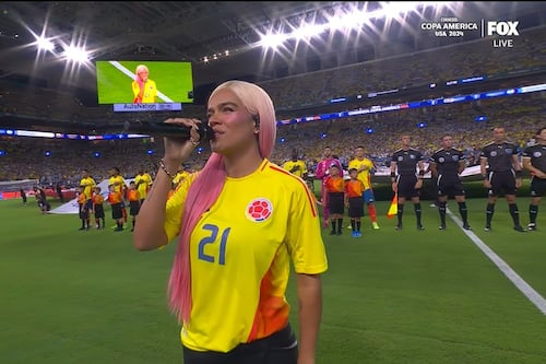 “¿En serio se vistió así? ”: críticas clasistas a Karol G por su look en final de Copa América 2024