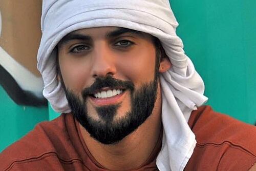“¿Qué le pasó a tu pelo?”: así ha cambiado Omar Borkan, el hombre más guapo del mundo