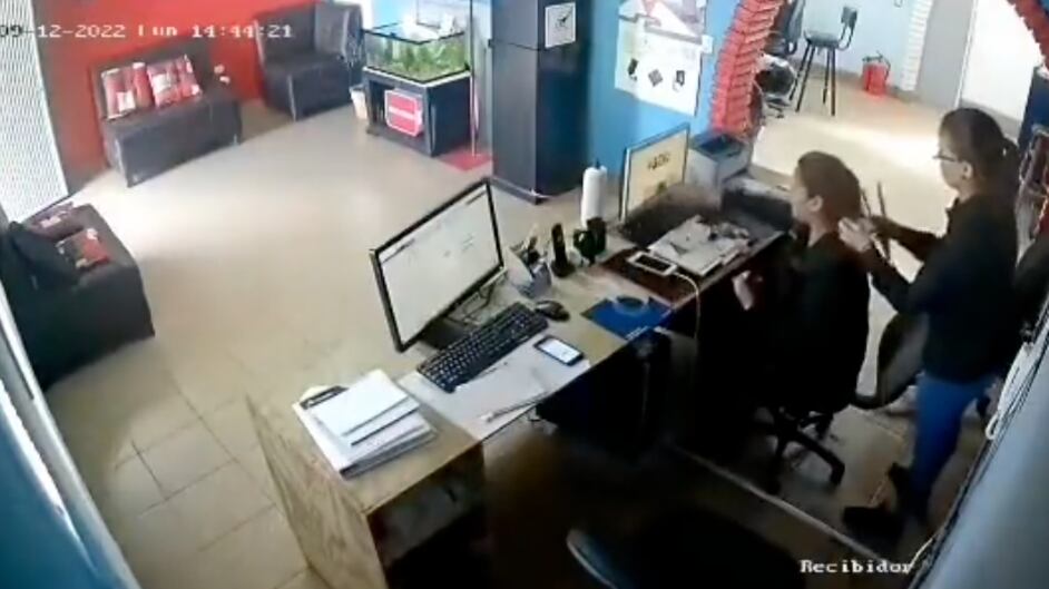 Trabajadoras sacando la vuelta