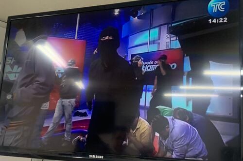 ¡URGENTE! Delincuentes ingresaron a TC Televisión y atacaron a equipo