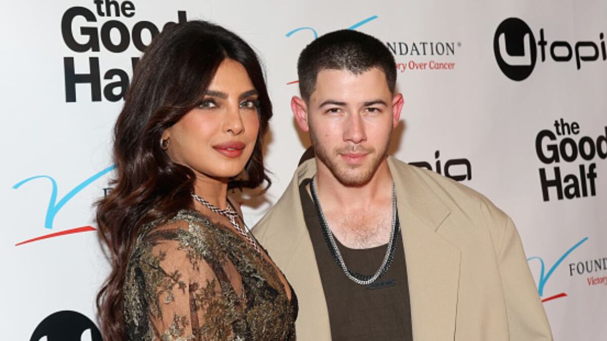Hija de Priyanka Chopra y Nick Jonas reaparece a los 2 años, pero este inusual detalle se robó todas las miradas