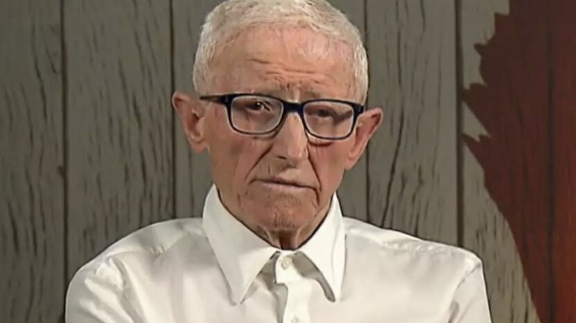 El hombre rechazó a su cita por considerar que parecía "su abuela"