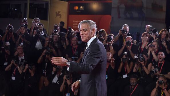 George Clooney reapareció con un look que dejó a sus seguidores consternados