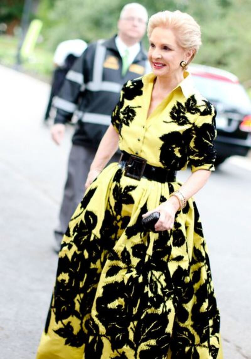 Carolina Herrera usando color