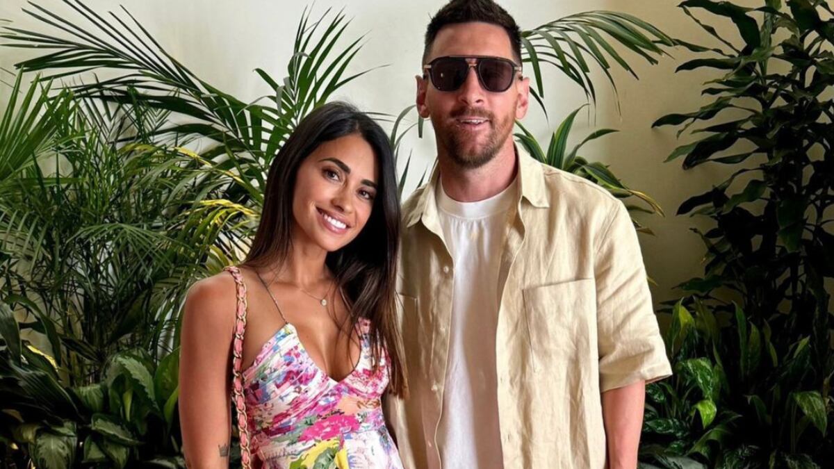 Fans sospechan que Antonela Roccuzzo podría estar embarazada por cuarta vez.