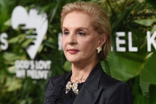 Carolina Herrera revela los secretos para lucir tacones con elegancia
