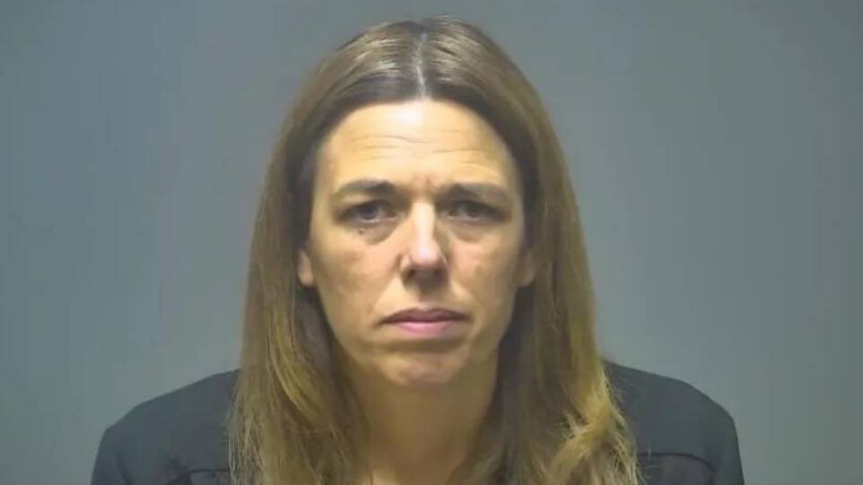 La mujer acosó virtualmente a su propia hija