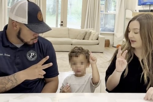 Estrella de TikTok muere a los 2 años y su emotivo último video junto a su madre conmueve a las redes