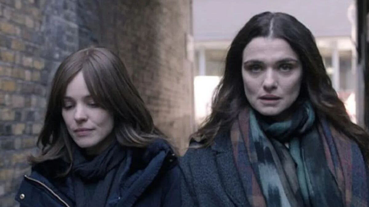 La aclamada película subida de tono escondida en Netflix y que explora el amor prohibido entre dos mujeres