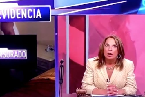 Hombre le es infiel a su esposa y tiene relaciones con mujer escondida en una maleta