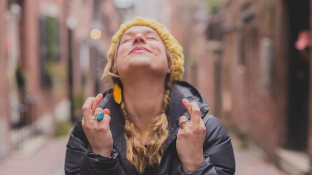 ¿Qué es el "síndrome de la chica con suerte"? El fenómeno viral que es tendencia en TikTok