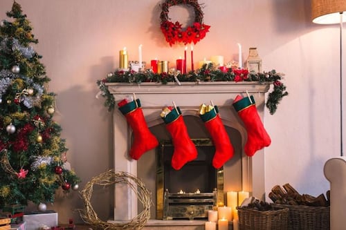 Feng Shui: dónde debes poner el árbol de Navidad 2025 para atraer el dinero y la abundancia