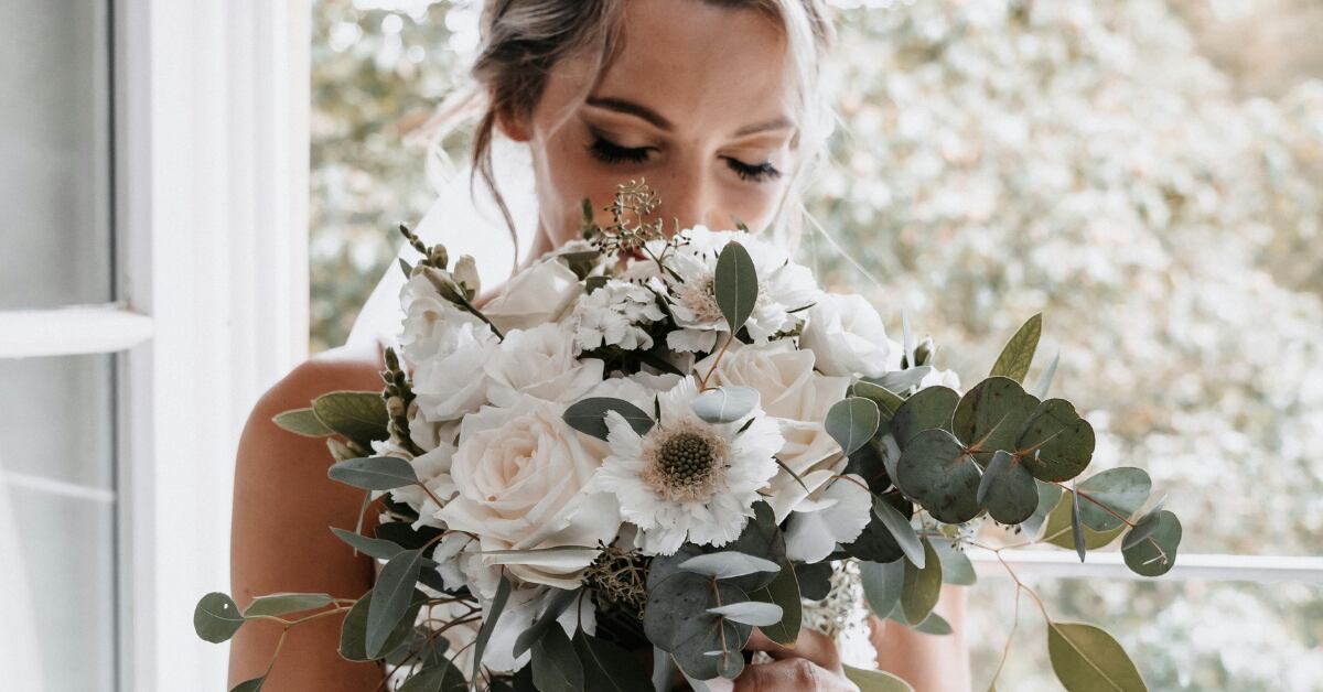 ¡Adiós ramo de novia! Esta es la nueva tendencia que lo sustituye y está causando furor en 2026