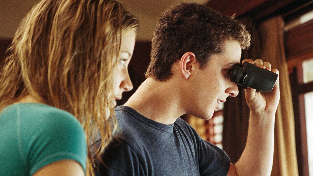 Es un adictivo thriller protagonizado por Shia LaBeouf