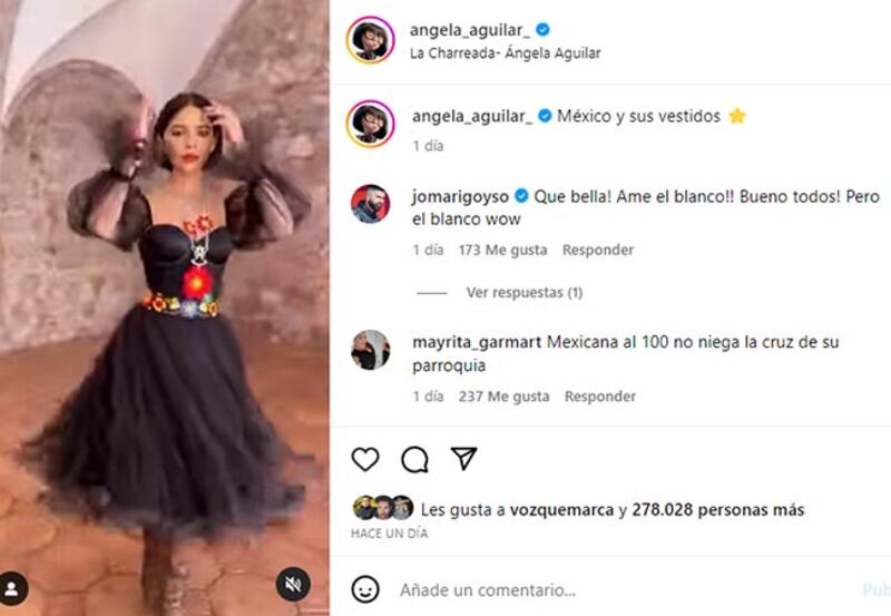 Ángela Aguilar vestido