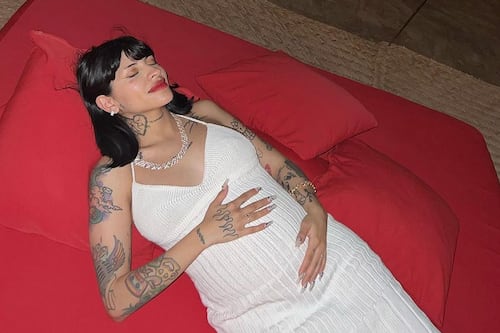 Desnuda y embarazada, Cazzu es la protagonista de la revista Playboy