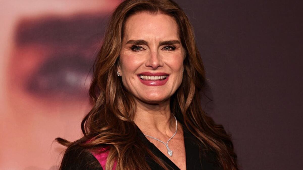 La famosa actriz de Hollywood, Brooke Shields, estuvo casada en los años 90 con el famoso tenista Andre Agassi, un matrimonio que terminó por la ira y los celos.