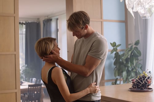 La ardiente película subida de tono que está escondida en streaming y que es solamente para adultos