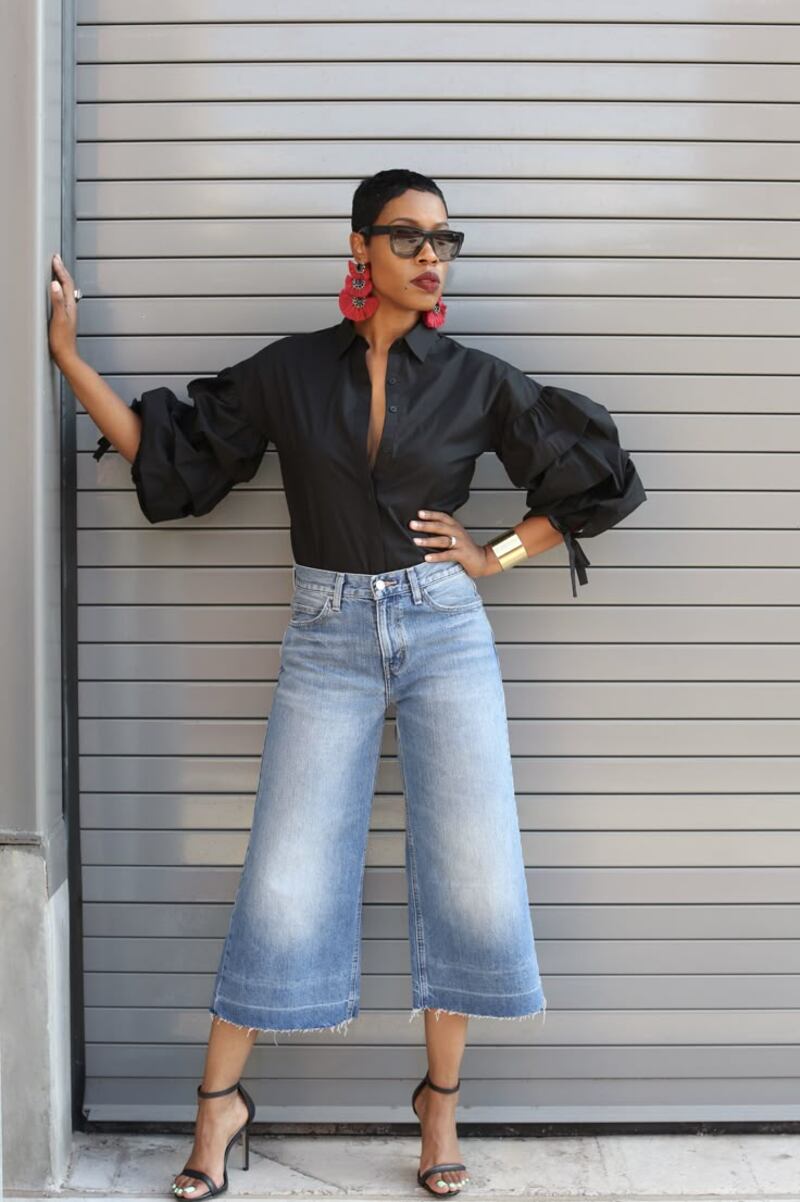 Así es como puedes llevar pantalones culotte de forma elegante