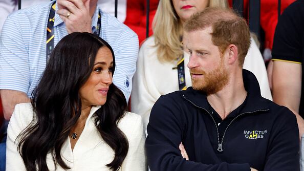 La pareja despierta críticas