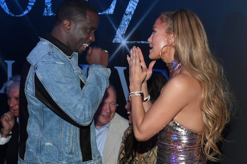 Difunden fotos de Jennifer Lopez en una cama con Sean ‘Diddy’ Combs y otras parejas