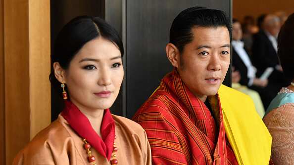 La desconocida reina que es la más joven del mundo: es furor en redes por su belleza y por romper todas las reglas