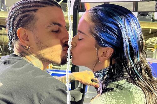 Rosalía encontró a Rauw Alejandro... ¿con otro hombre?, la nueva teoría del rompimiento