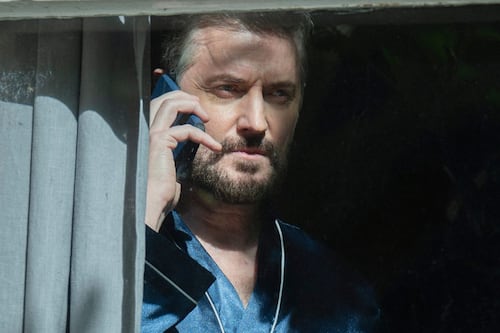 Llegó en Año Nuevo y ya es la serie más vista en Netflix: un thriller de 5 episodios con críticas mixtas