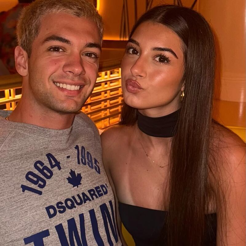 Christopher y Kailey hijos de William y Elizabeth.