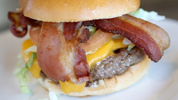 Hamburguesa con tocino