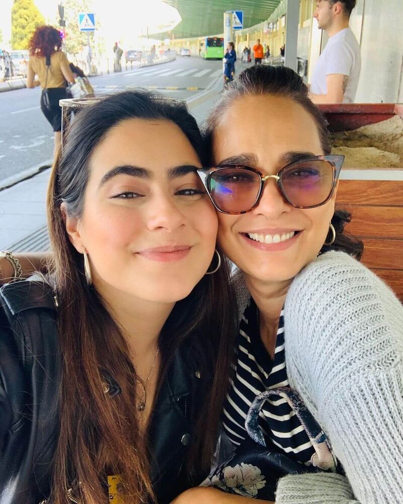 Jacqueline Arenal y su hija, Camilia