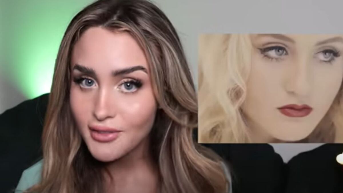 Joven gasta en cirugías, muñeca Bratz