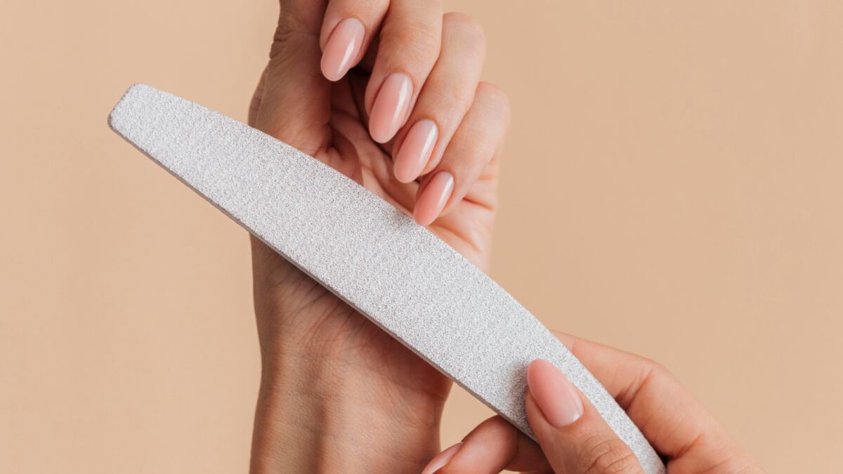 Manicura en tendencia 2024